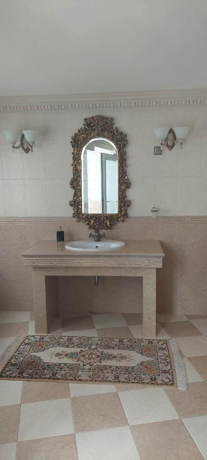 Апартаменты Gombos Apartman Хайдусобосло Экстерьер фото